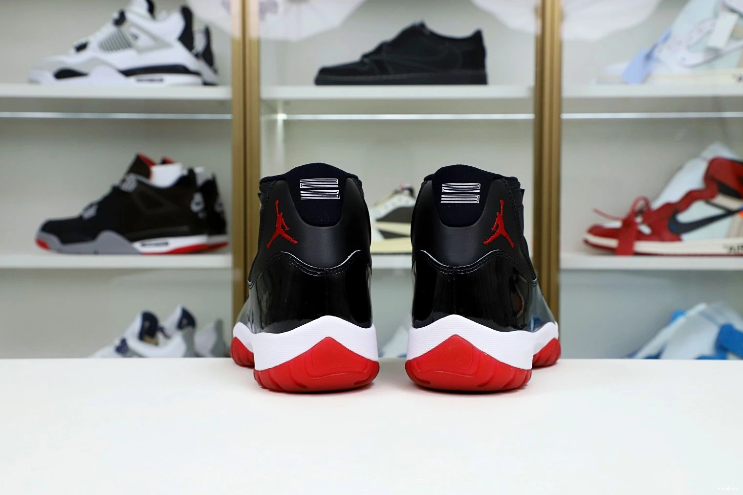 JORDAN 2019 RETRO 11 AIR 'BRED' 0123